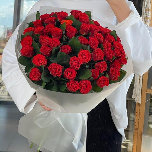 Букет из 25 красных роз по акции