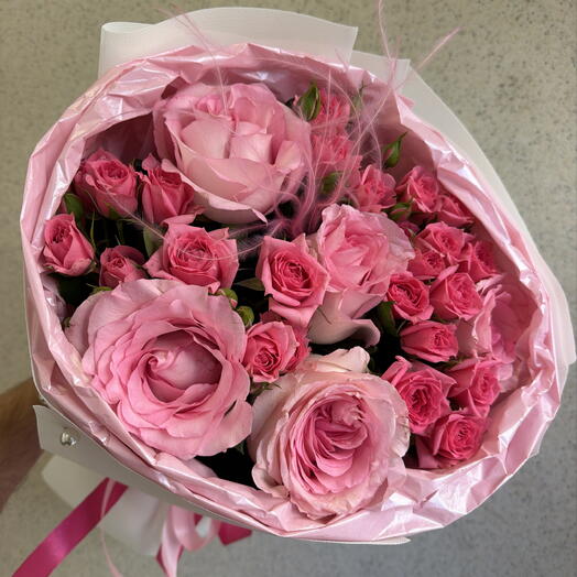 Пионовидные розы микс 😍♥️ малиновые