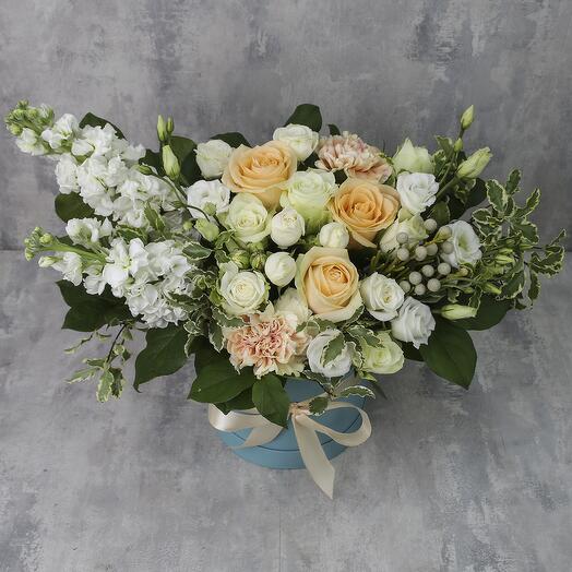 Passionate Kiss Flower Box
