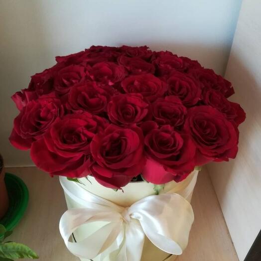 Цветы в коробке