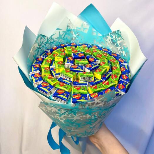 Букет из Love is