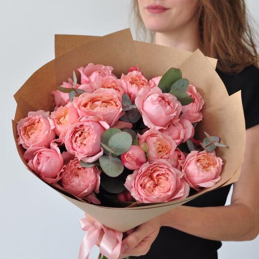 Пионовидные кустовые розы Джульетта с эвкалиптом, 7 штучек, Flowers ...