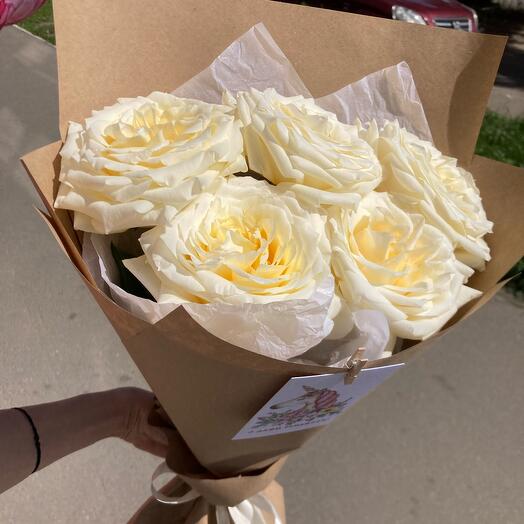 Bouquet of Garden roses