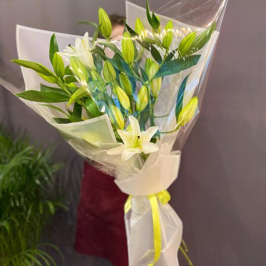 Bouquet of lilies 5 pcs
