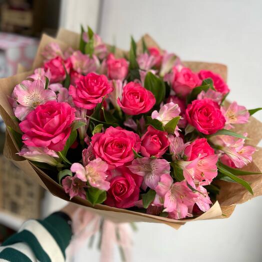 Rosa arbustiva+alstroemeria
