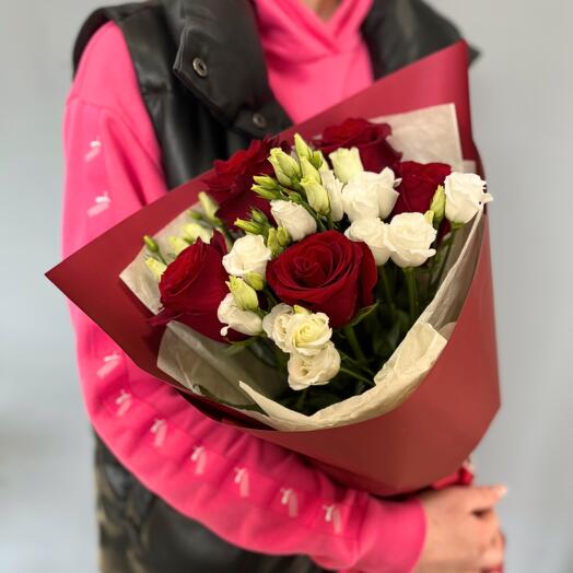 Ramo de Rosas y Eustom