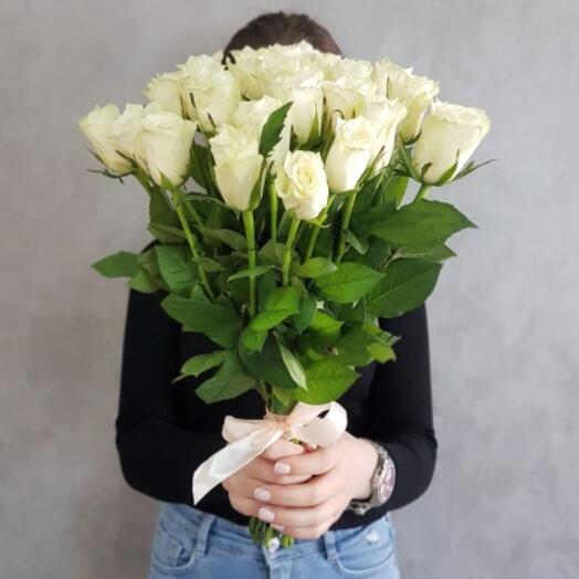 Белые розы 40-50см 25 шт