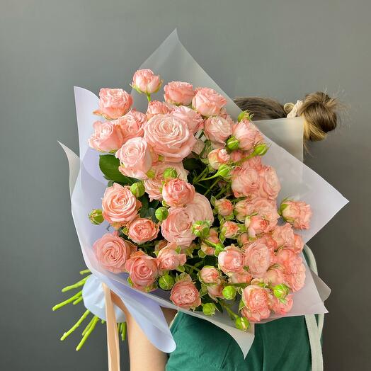 Монобукет из кустовой розы «Мадам Бомбастик». ByCat16