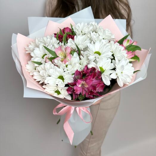 Bouquet of alstroemeria 4 and chrysanthemums 5