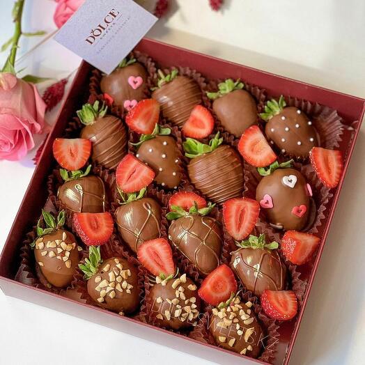 Strawberry box "Hot Chocolate "