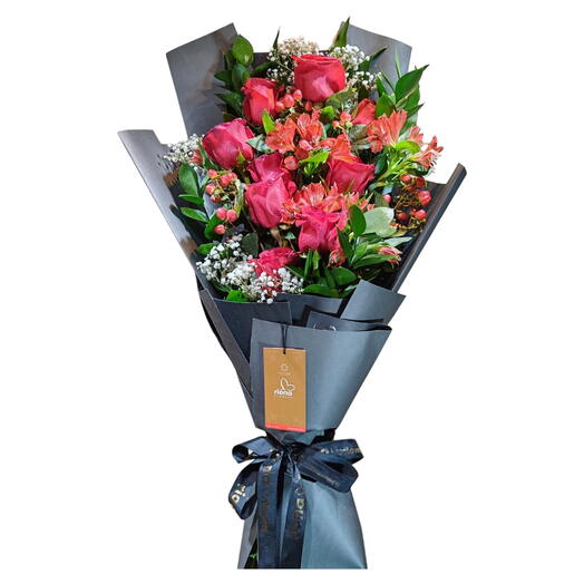 Black and Red Boquet