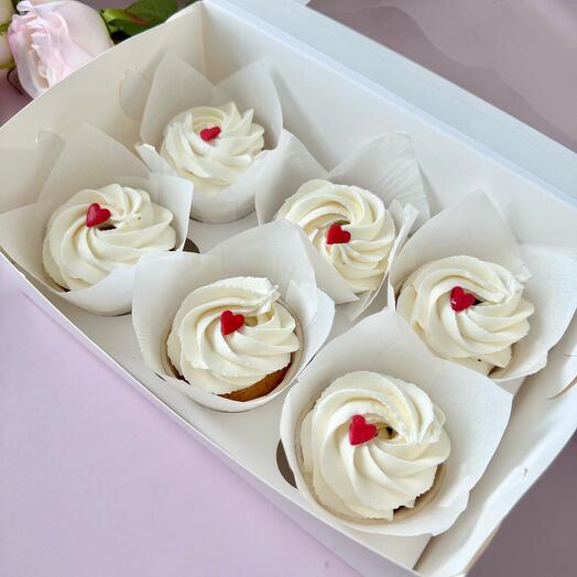 Капкейки 🧁 6 шт с начинкой карамель/малина девушке,подруге,жене