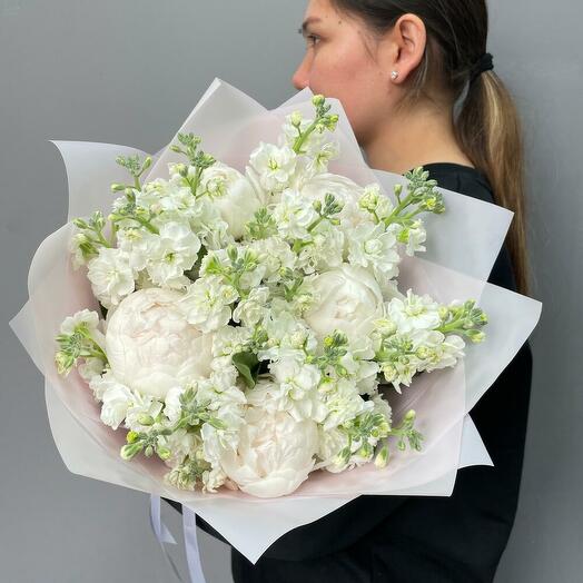 Ароматный нежный букет из пионов и маттиолы peony (0006)☺️