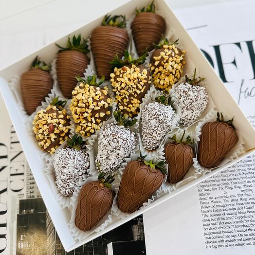 Fresa en chocolate "Felicidad L"
