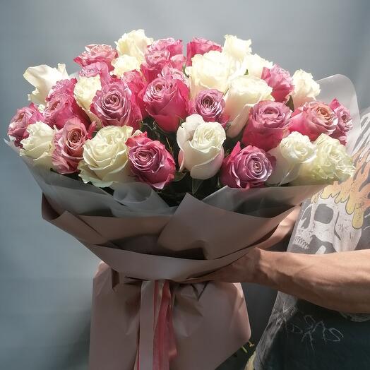 Букет 41роза микс