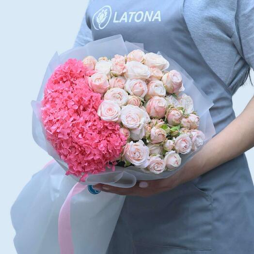 Бомбастик с гортензией