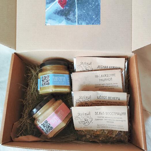 Подарочный бокс для учителя "Согрейся" с чаем и мёдом