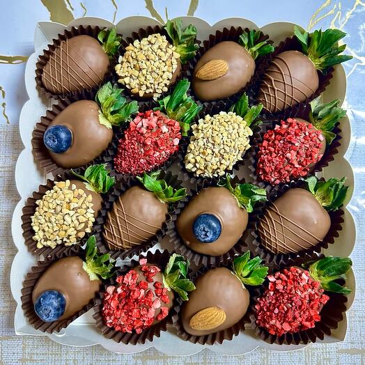 Клубника в шоколаде Milk 2 Choco