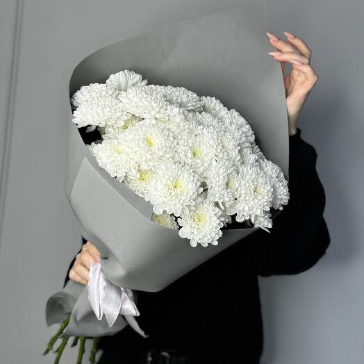 Mono bouquet of Altai chrysanthemum
