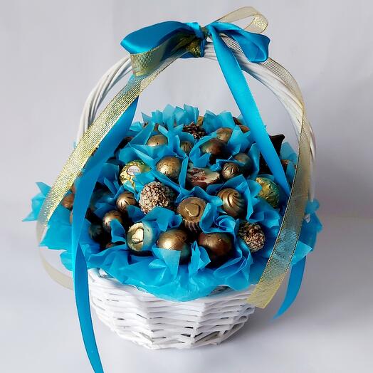 Cesta de dulces. Ramo de dulces