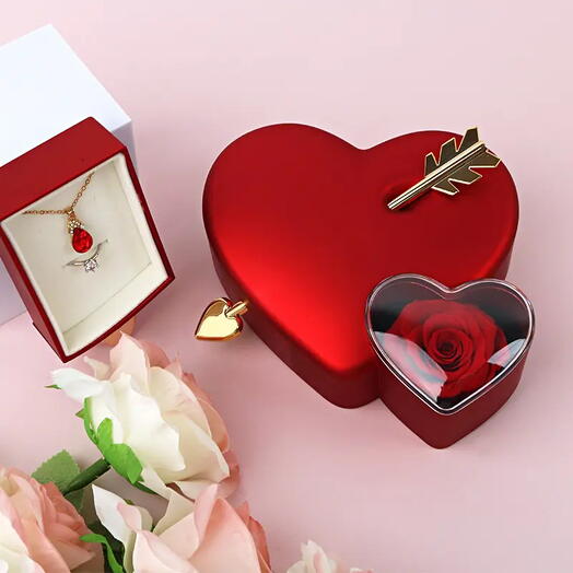 Preserved Rose Heart box