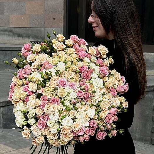 Кустовые розы 65 веток
