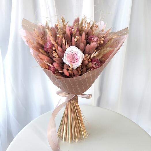 Букет из сухоцветов и стабилизированной розы (19)
