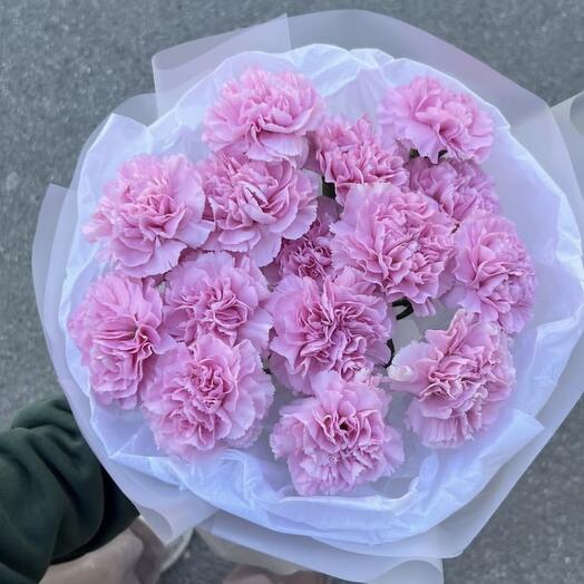 Букет из 15 розовых гвоздик