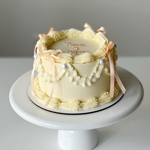 Bento Lambeth. 1.2 kg cake