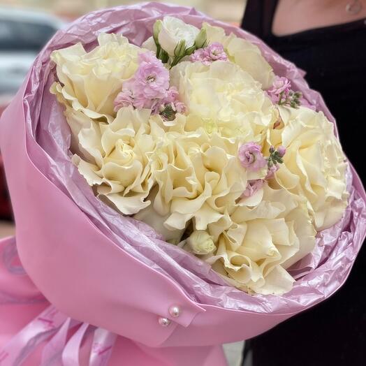 Букет Нежная любовь(французская роза, маттиола, эустома)