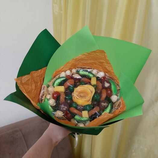Букет из сухофруктов Солнечный рай