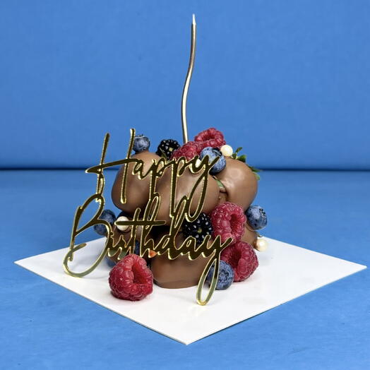 Торт из клубники в шоколаде малина голубика и ежевика