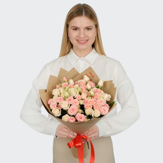 Букет 19 кустовых роз