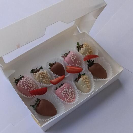 Клубника в шоколаде 🍓