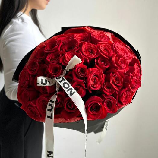 Букет "35 красных роз"