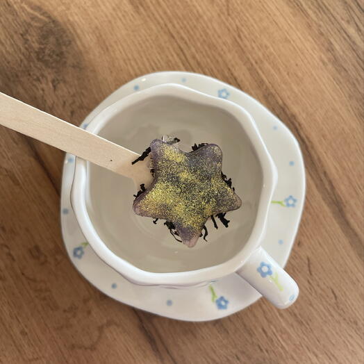 Ложечка с чаем