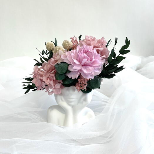 Простоит 1 год! Композиция из живых стабилизированных цветов в кашпо