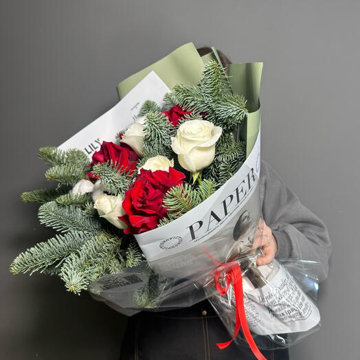 Зимний букет с розами, французскими розами