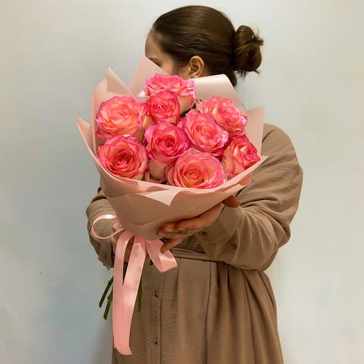 Букет из 9 роз джумилия