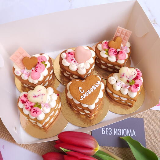 Пирожные Медовики с гречишным мёдом и ягодной начинкой 6шт 😍 С любовью 💕🌸
