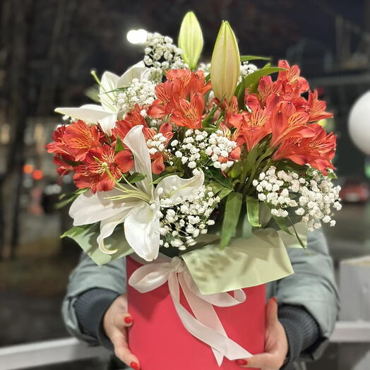 Композиция с лилиями
