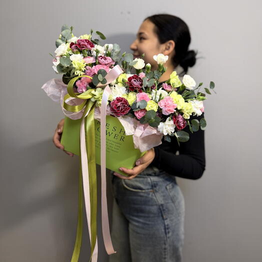 Дофаминовая коробочка с разноцветными кустовыми диантусами 🌈