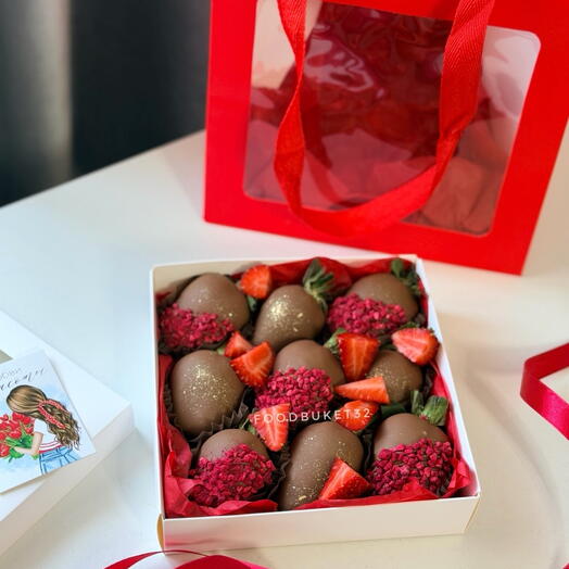 Fresa en chocolate conjunto Cumplido