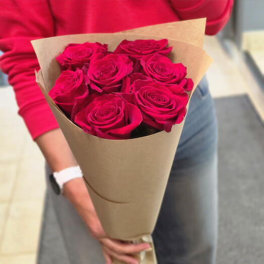 Букет из 7 красных роз