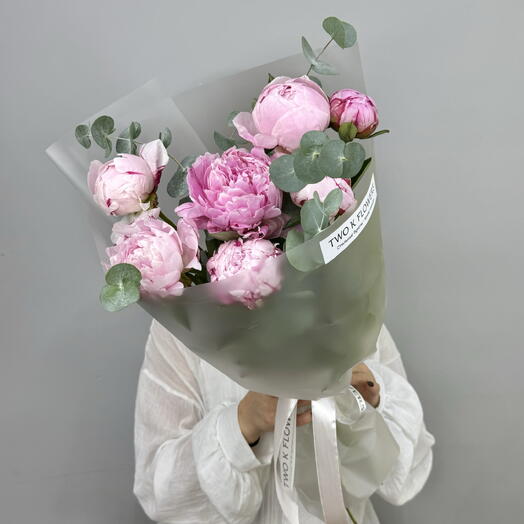 🌸Пион розовый 7шт. с эвкалиптом