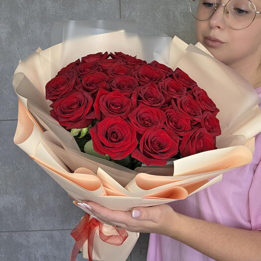 Букет шик из 25 красных роз🌹🫶🌹