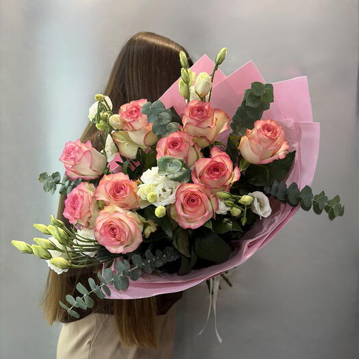 Розы и Эустома 🌸 Букет Розовых Роз и Белой Эустомы 🌸