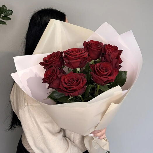 Монобукет из 7 красных роз♥️