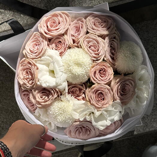 Coffee shades bouquet