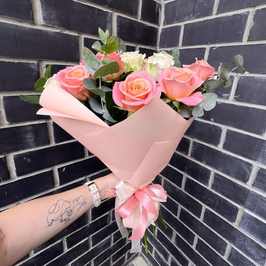 Букет из роз «Delicate roses»